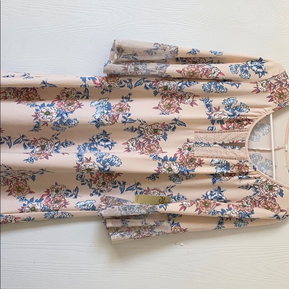 Flower design short dress